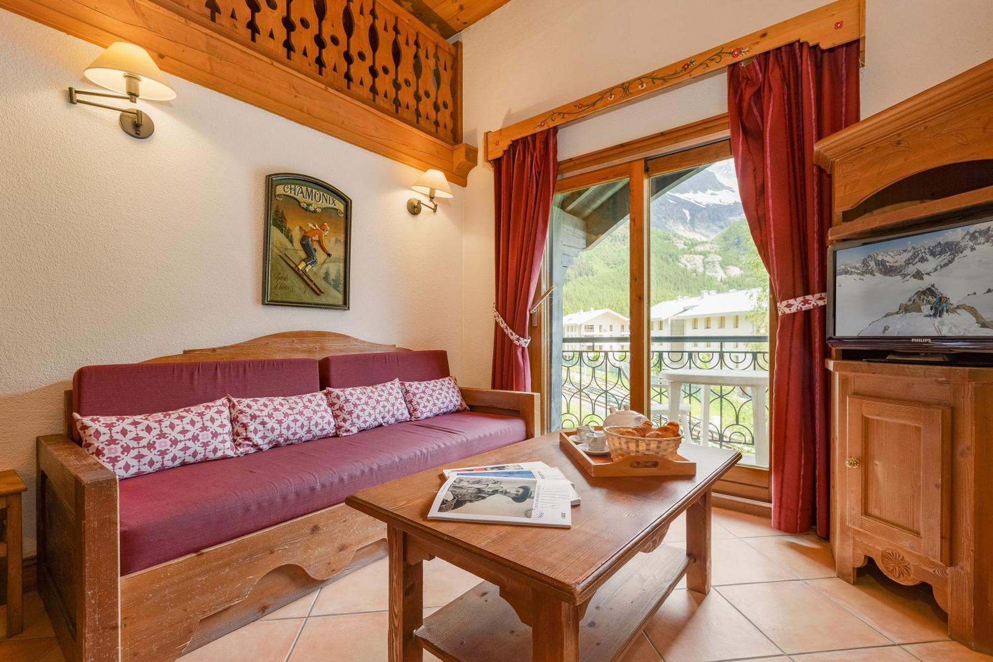 Residence Le Cristal Apartments - Happy Rentals Шамони Екстериор снимка
