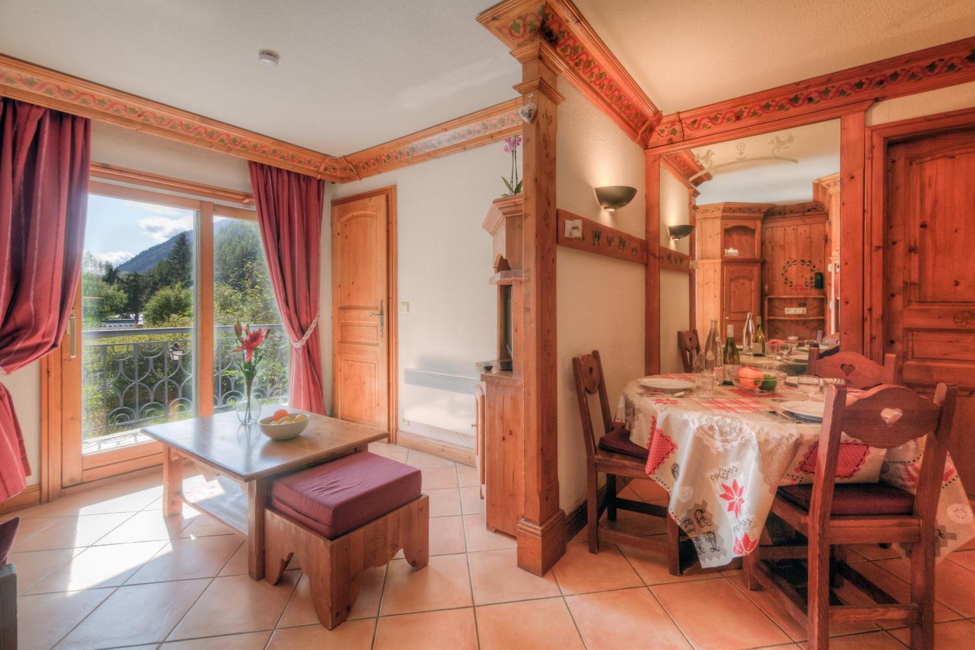 Residence Le Cristal Apartments - Happy Rentals Шамони Екстериор снимка