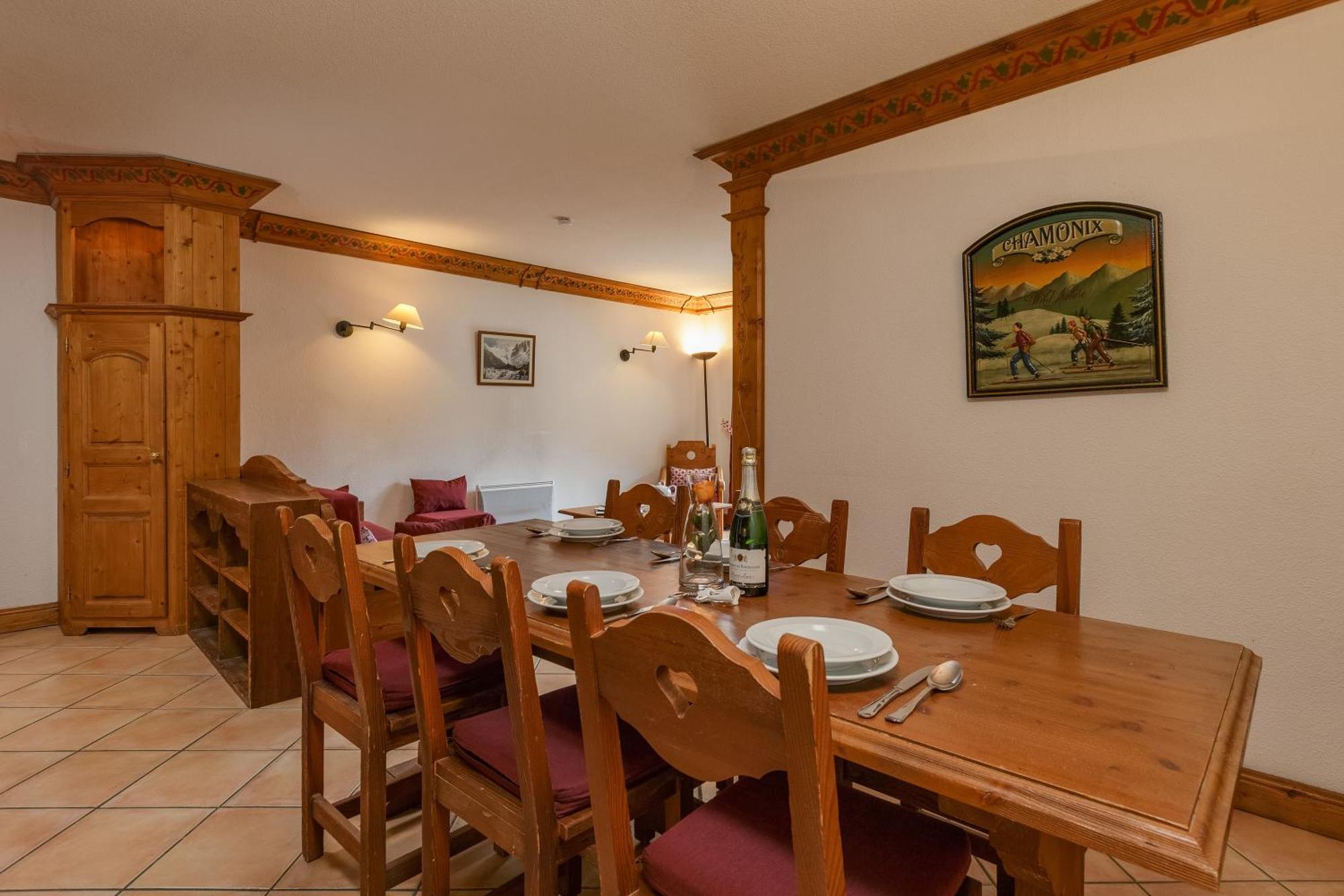 Residence Le Cristal Apartments - Happy Rentals Шамони Екстериор снимка
