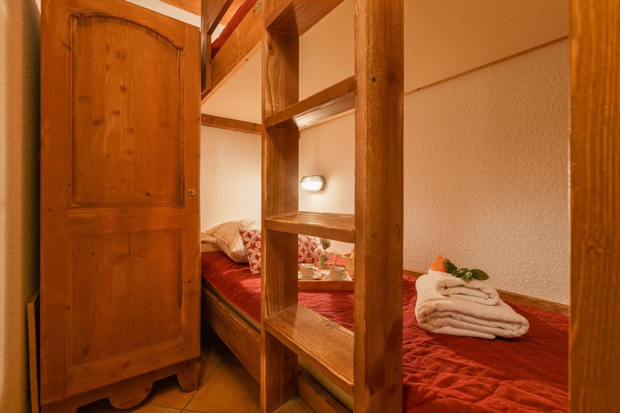 Residence Le Cristal Apartments - Happy Rentals Шамони Екстериор снимка