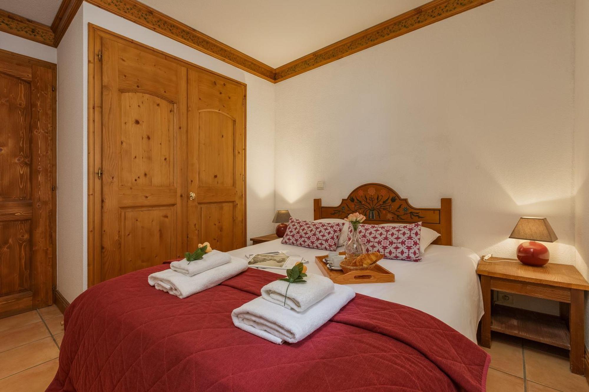 Residence Le Cristal Apartments - Happy Rentals Шамони Екстериор снимка