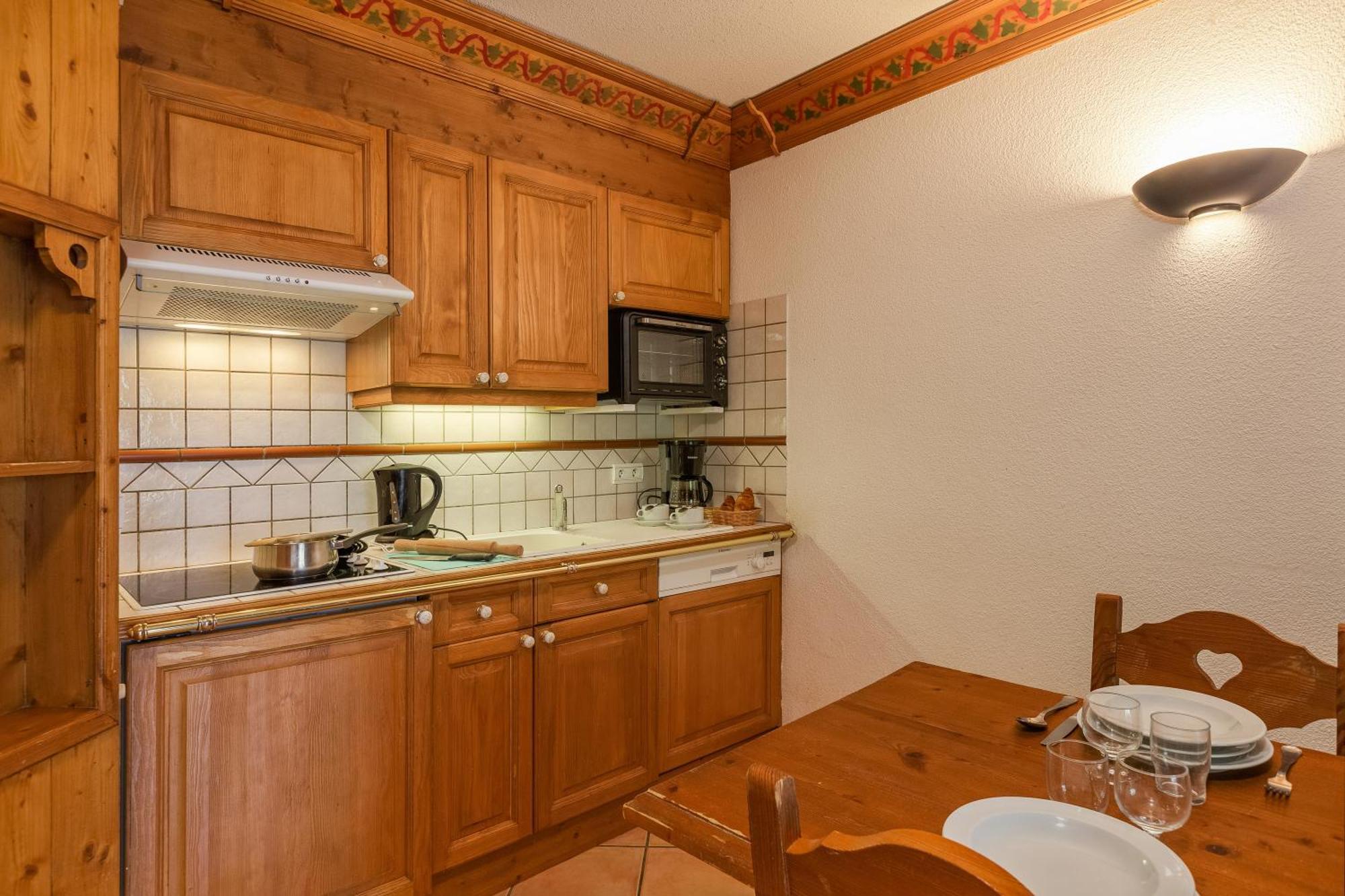 Residence Le Cristal Apartments - Happy Rentals Шамони Екстериор снимка