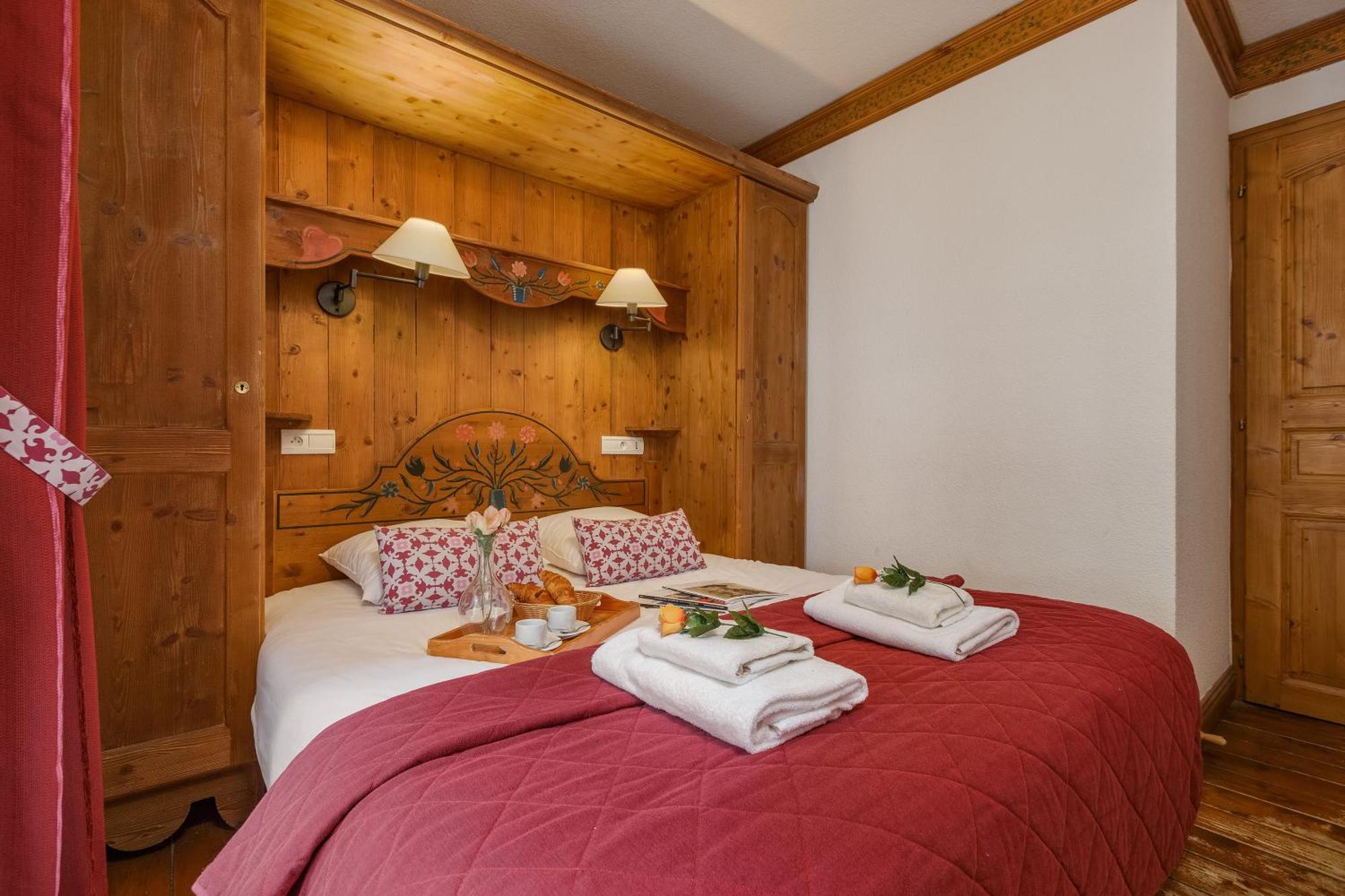 Residence Le Cristal Apartments - Happy Rentals Шамони Екстериор снимка