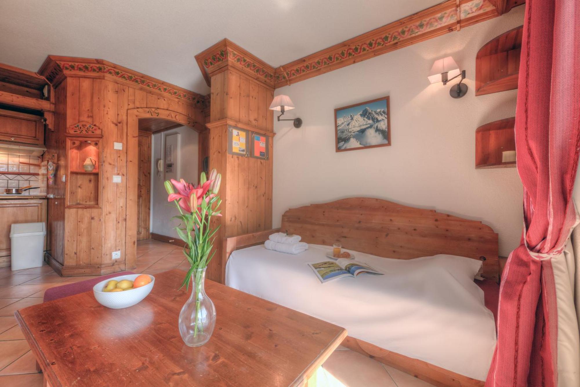 Residence Le Cristal Apartments - Happy Rentals Шамони Екстериор снимка